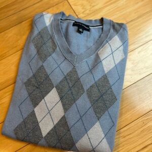Banana Republic V-Neck Sweater in Blue and Gray Argyle